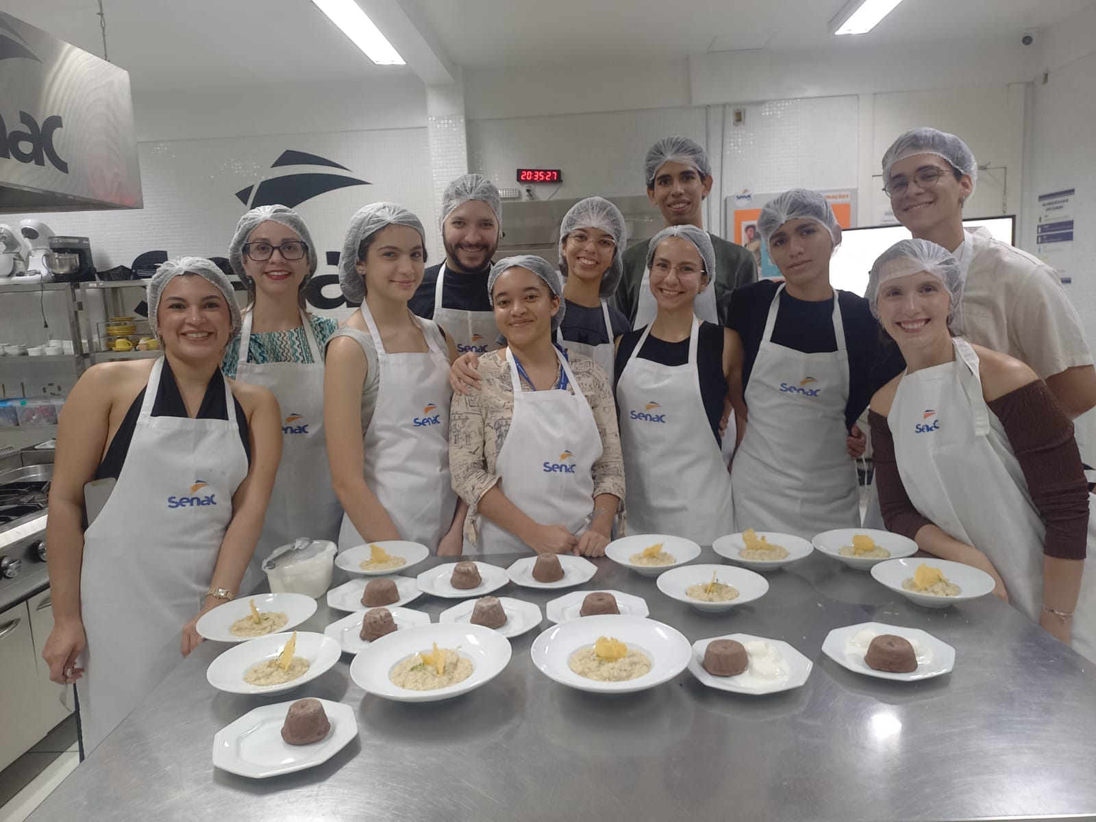 Francês na prática: alunos vivenciam o idioma no Laboratório de Gastronomia